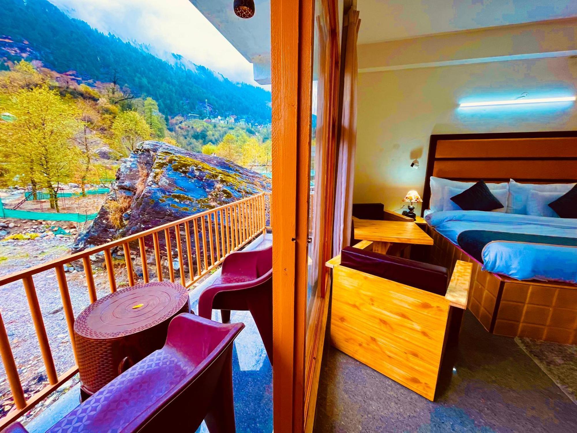 Himalayan Hill Queen Resort, Manali M98160-43400 Екстериор снимка